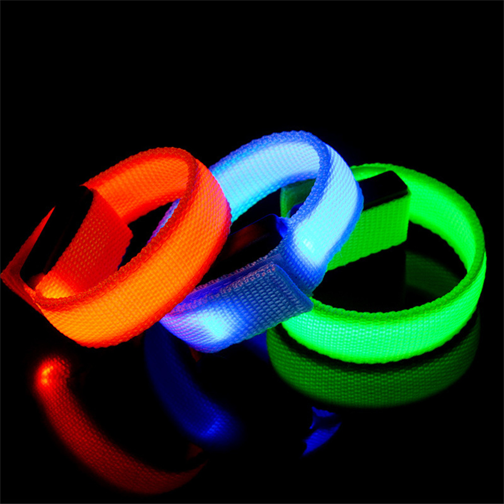 LED Reflective Bracelet Nylon  - Coordinates Bracelet recension och pris